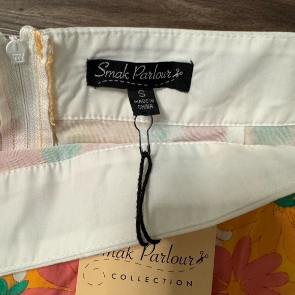 Smak Parlour Floral Skirt - Orange and Green - Picture 3 of 4